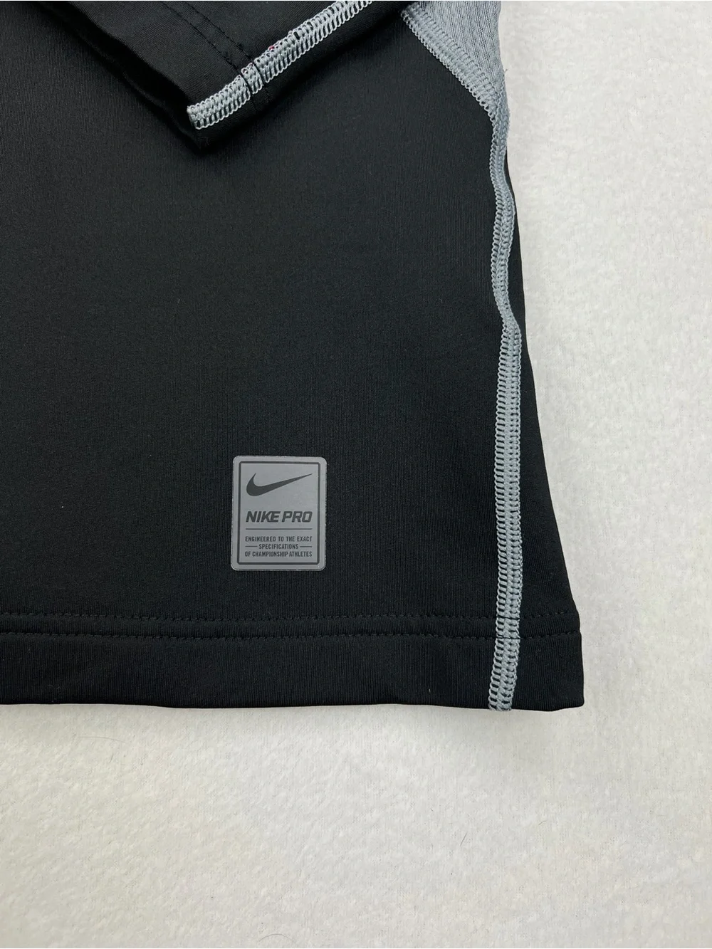 Nike Pro Combat Hyperwarm Fitted Black 1/4 Zip Pullover Long Sleeeve Men Sz L